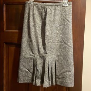 Wool skirt